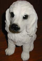 犬の置物(撮影樋口)